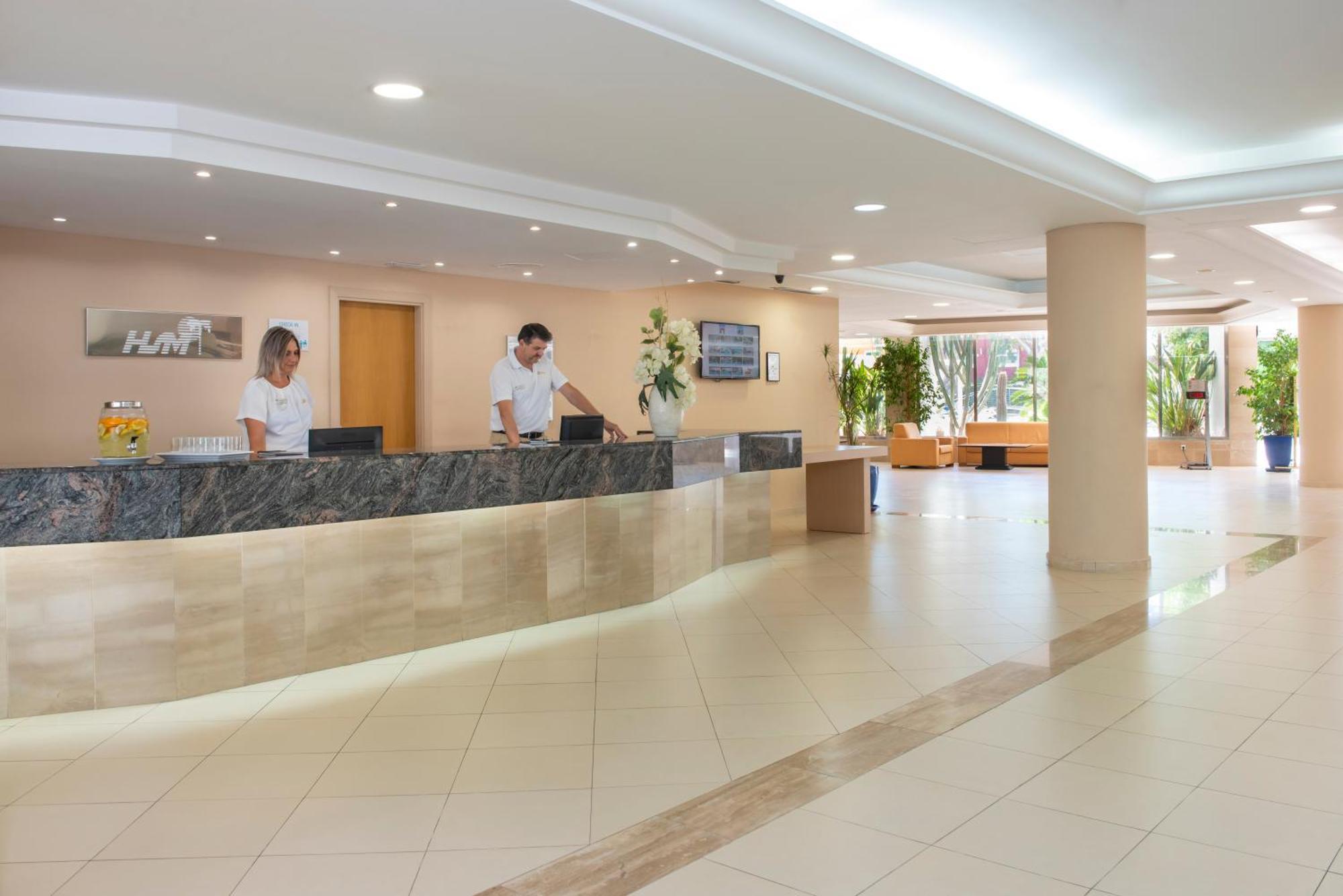 Hsm Atlantic Park Hotel มากาลุฟ ภายนอก รูปภาพ