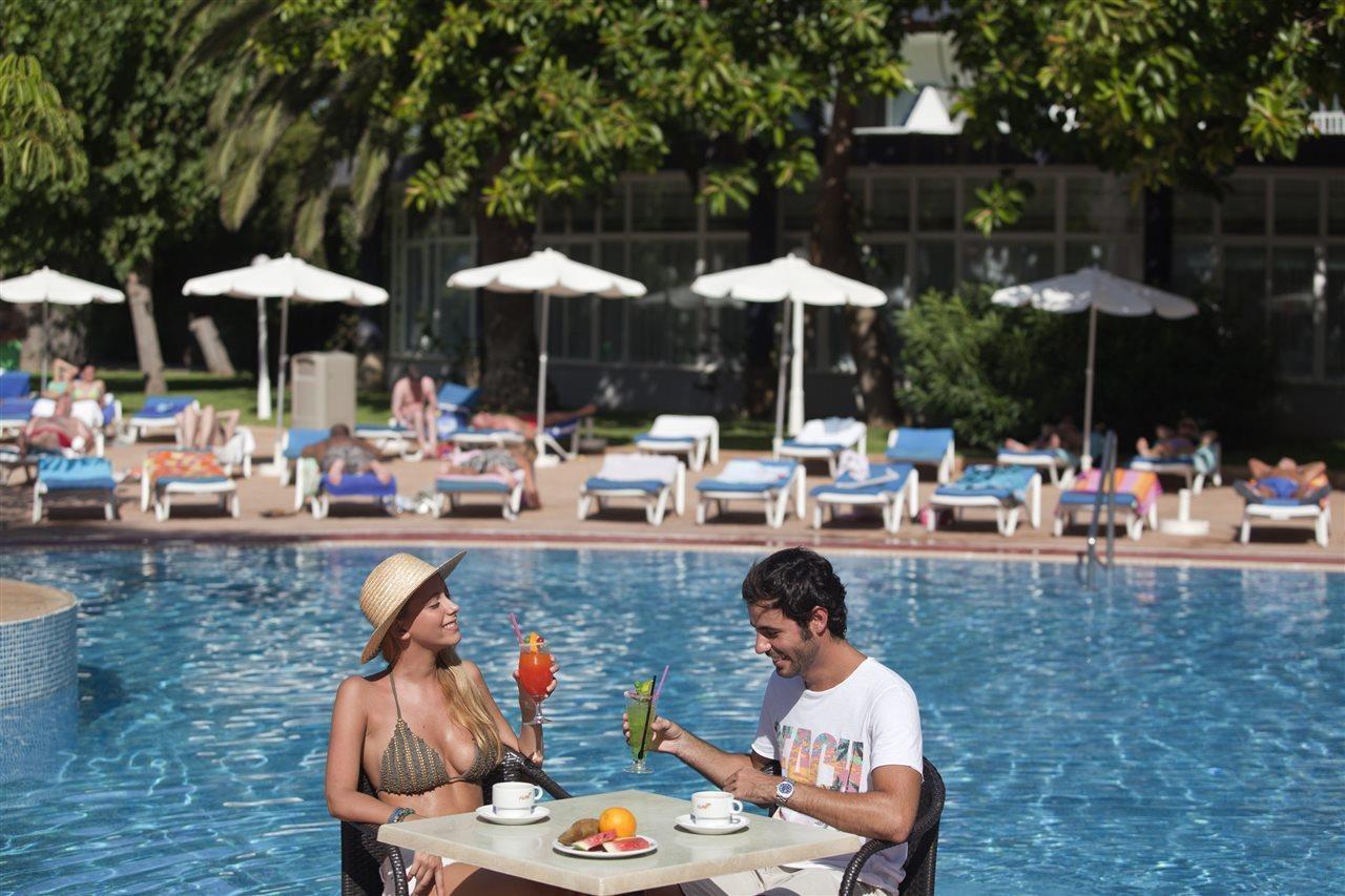 Hsm Atlantic Park Hotel มากาลุฟ ภายนอก รูปภาพ