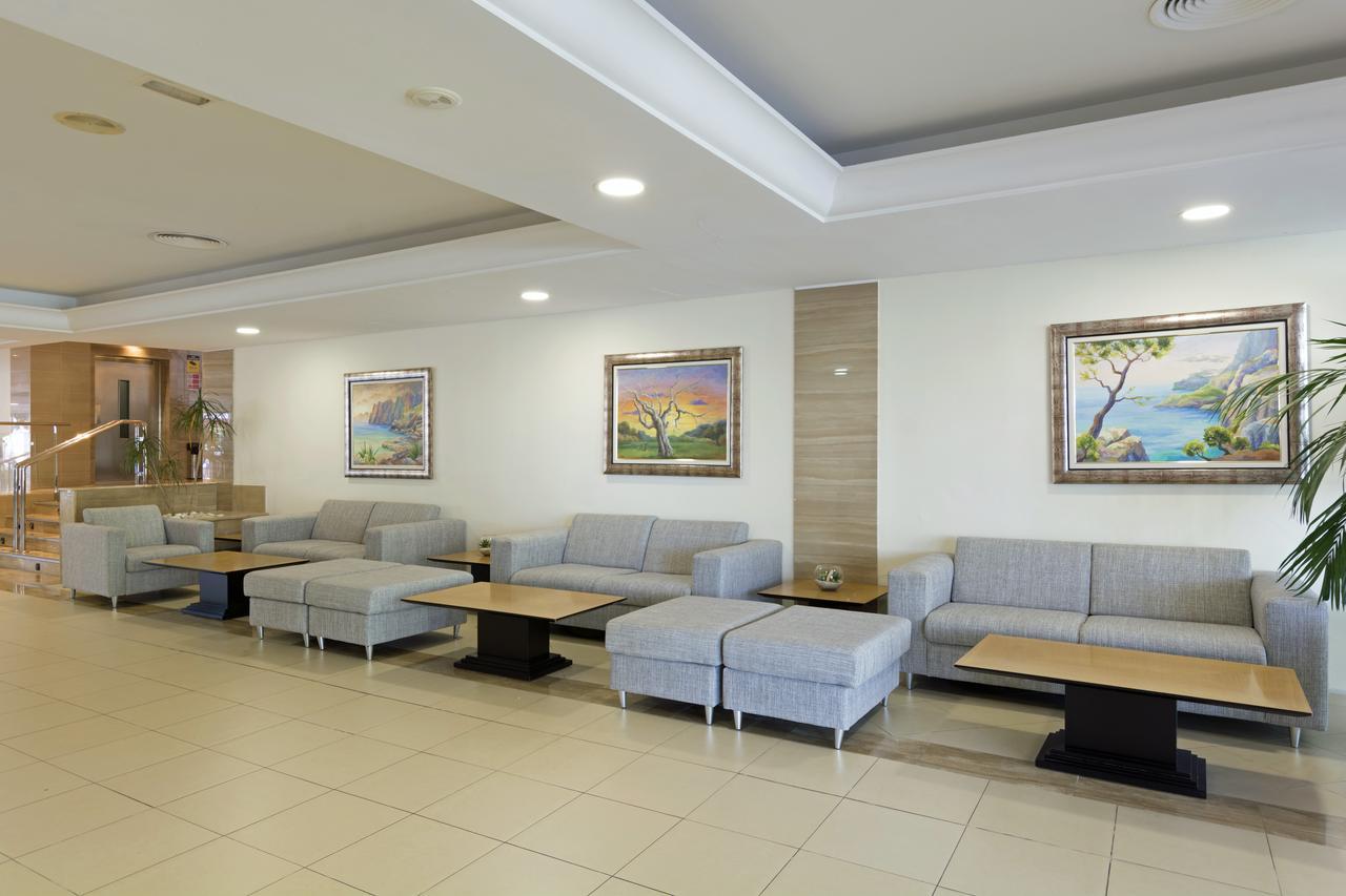 Hsm Atlantic Park Hotel มากาลุฟ ภายนอก รูปภาพ